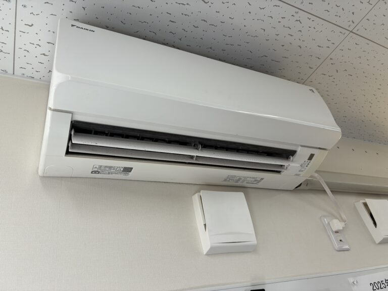 夏にはエアコン
