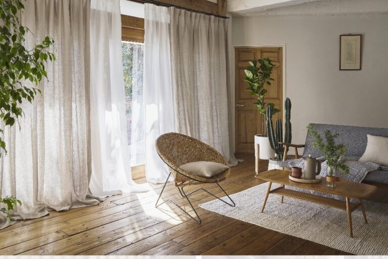 知っておくと選びやすい！カーテンの種類と、それぞれのメリットとデメリット