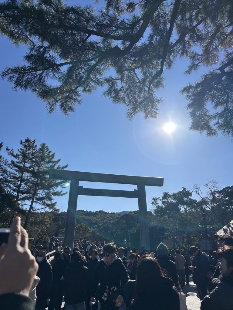 新年あけましておめでとうございます。